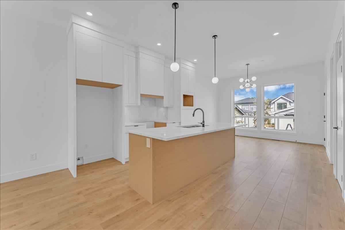 20487 74b Avenue, Langley, British Columbia  V2Y 1V5 - Photo 11 - R3083081