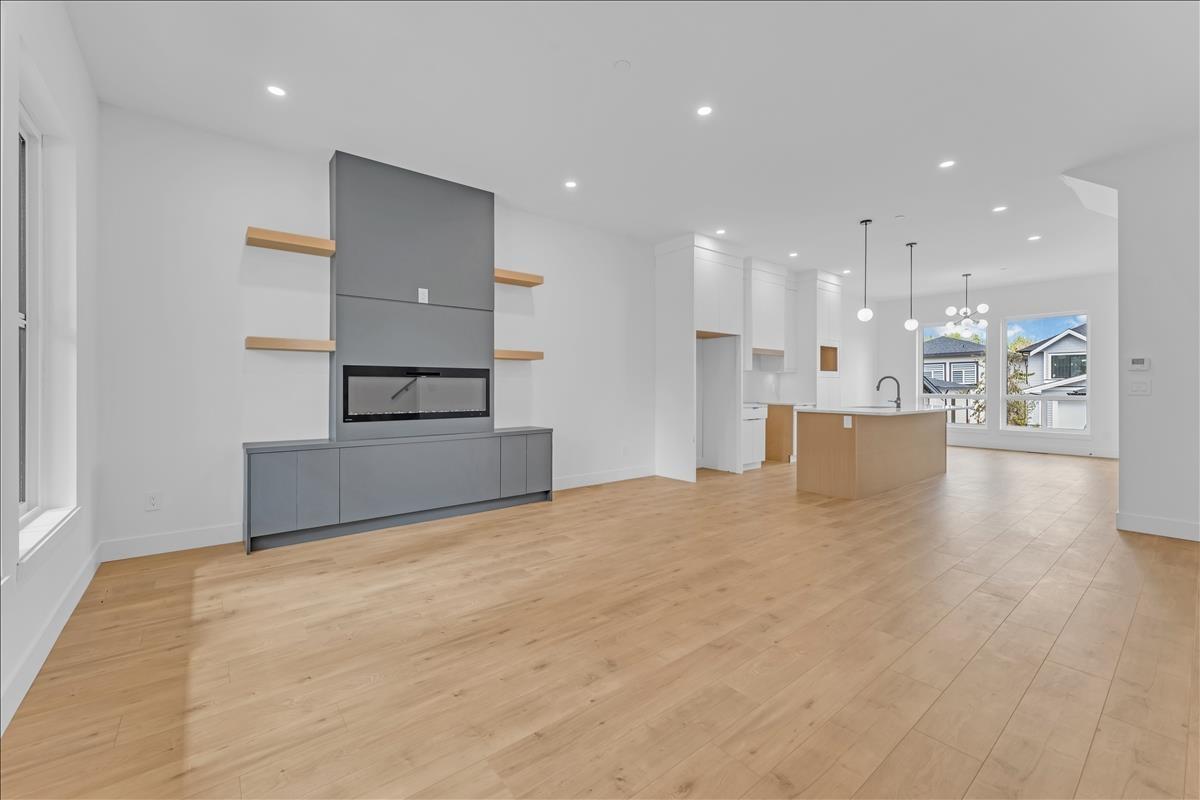 20487 74b Avenue, Langley, British Columbia  V2Y 1V5 - Photo 4 - R3083081