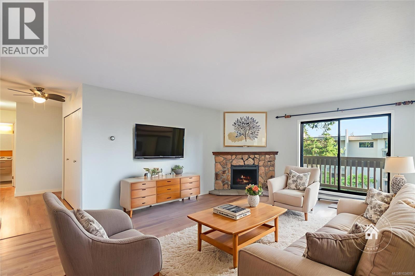 305 363 Morison Ave, Parksville, British Columbia  V9P 1P4 - Photo 2 - 1024059