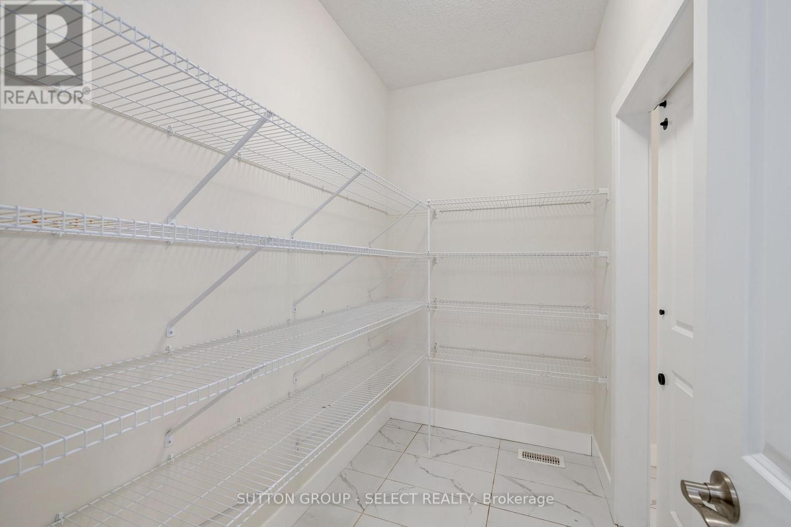 70 Royal Crescent, Southwold, Ontario  N5P 3T2 - Photo 20 - X12730718