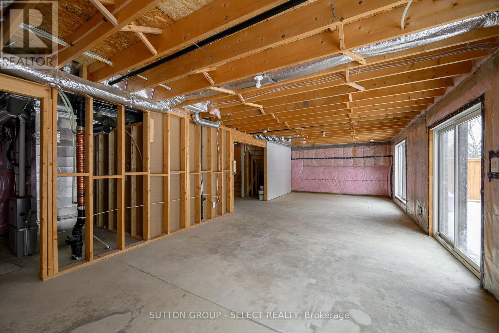 70 Royal Crescent, Southwold, Ontario  N5P 3T2 - Photo 34 - X12730718