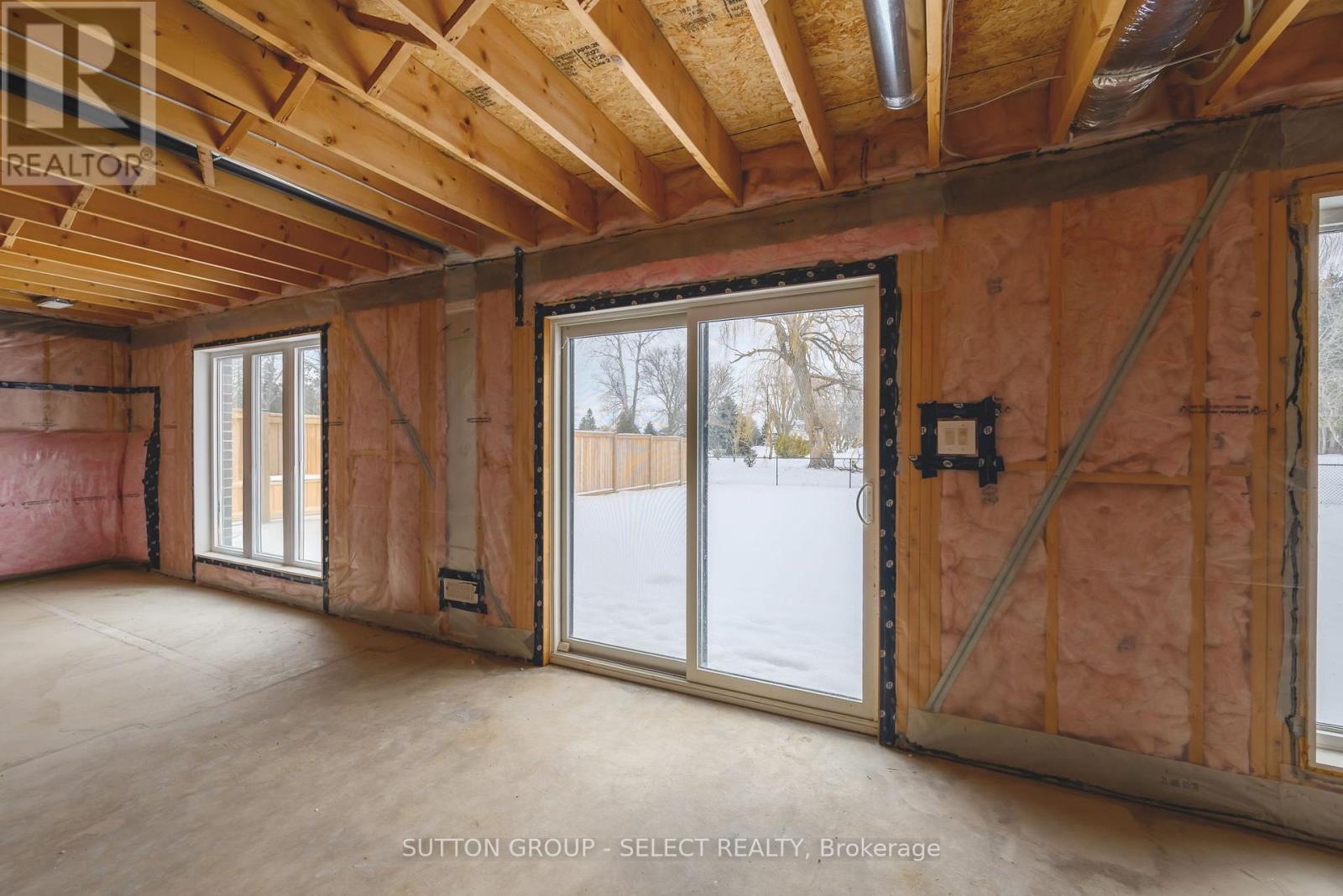 70 Royal Crescent, Southwold, Ontario  N5P 3T2 - Photo 38 - X12730718