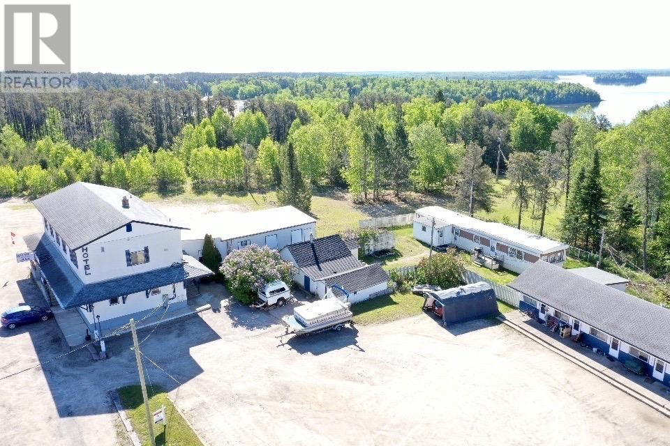 35 Spruce Ave, Vermilion Bay, Ontario  P0V 2V0 - Photo 3 - TB242194