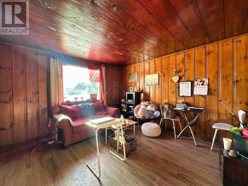 27 Park Rd, Nipigon, Ontario  P0T 2J0 - Photo 9 - TB2600112