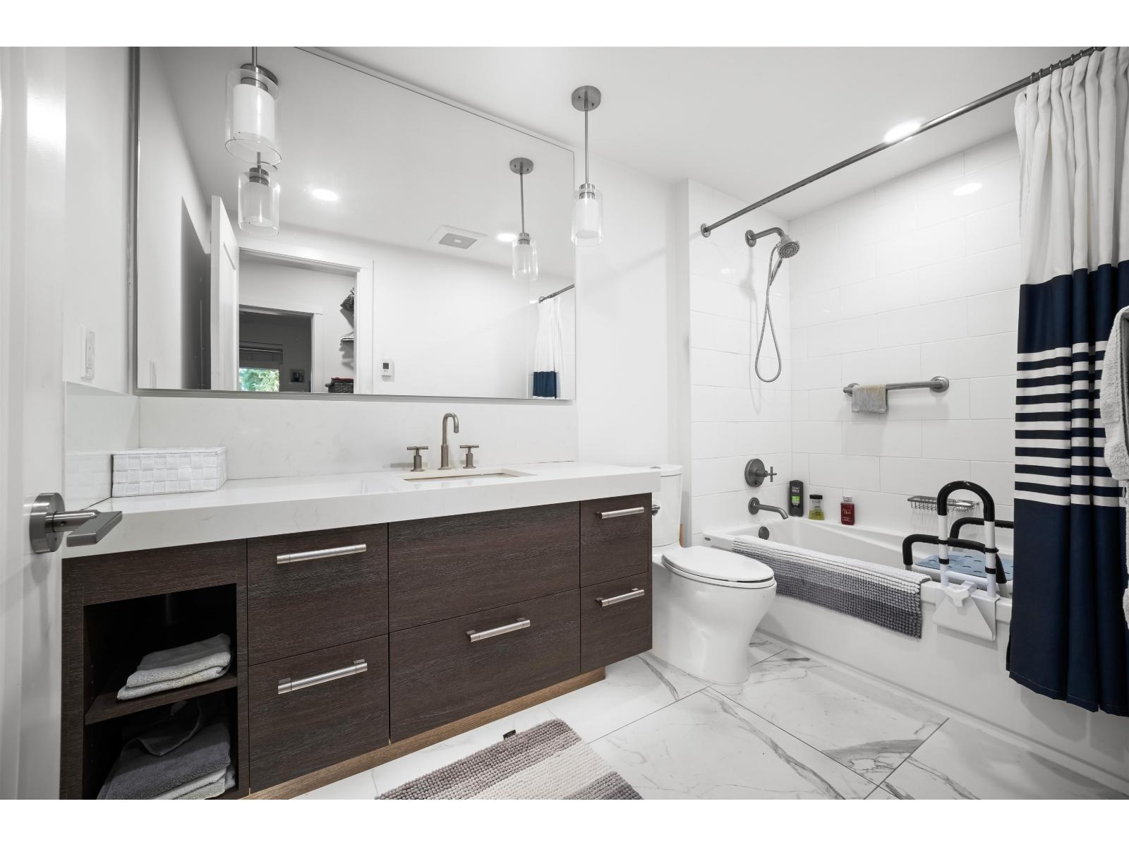 105 33540 Mayfair Avenue, Abbotsford, British Columbia V2S 0J3 - Photo 19 - R3083278