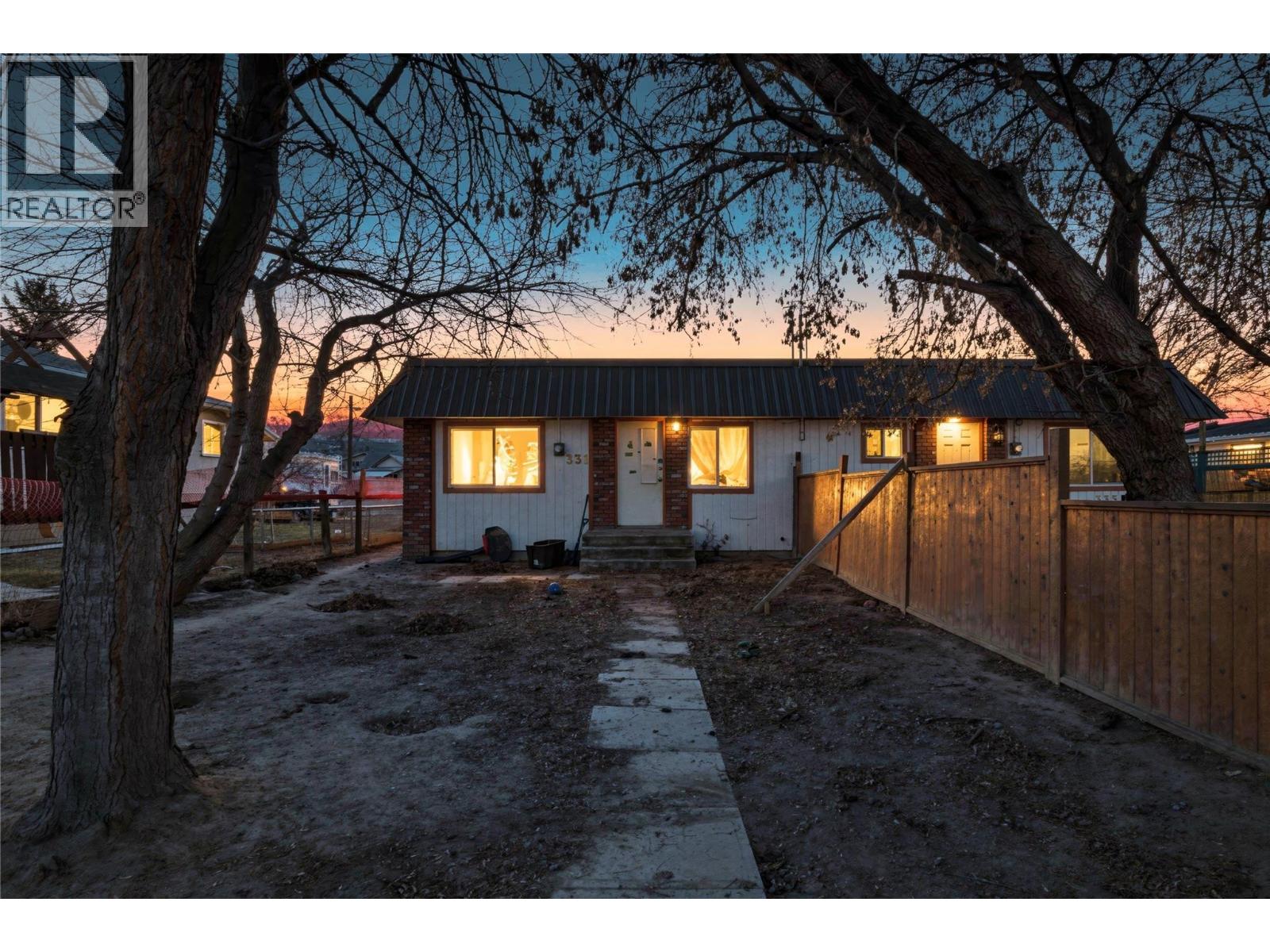 331/335 Fortune Drive, Kamloops, British Columbia