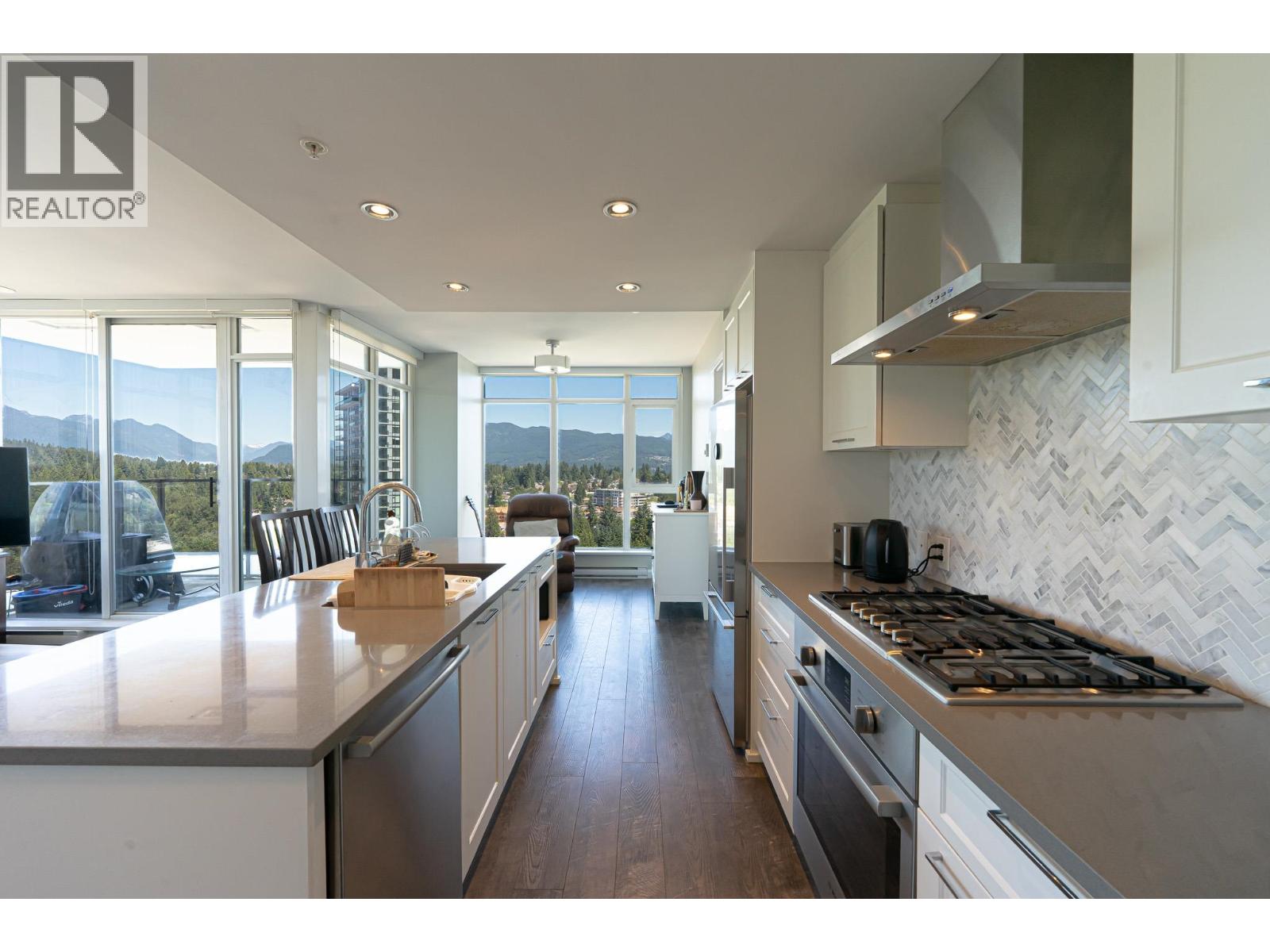 2105 520 Como Lake Avenue, Coquitlam, British Columbia  V3J 0E8 - Photo 7 - R3083162