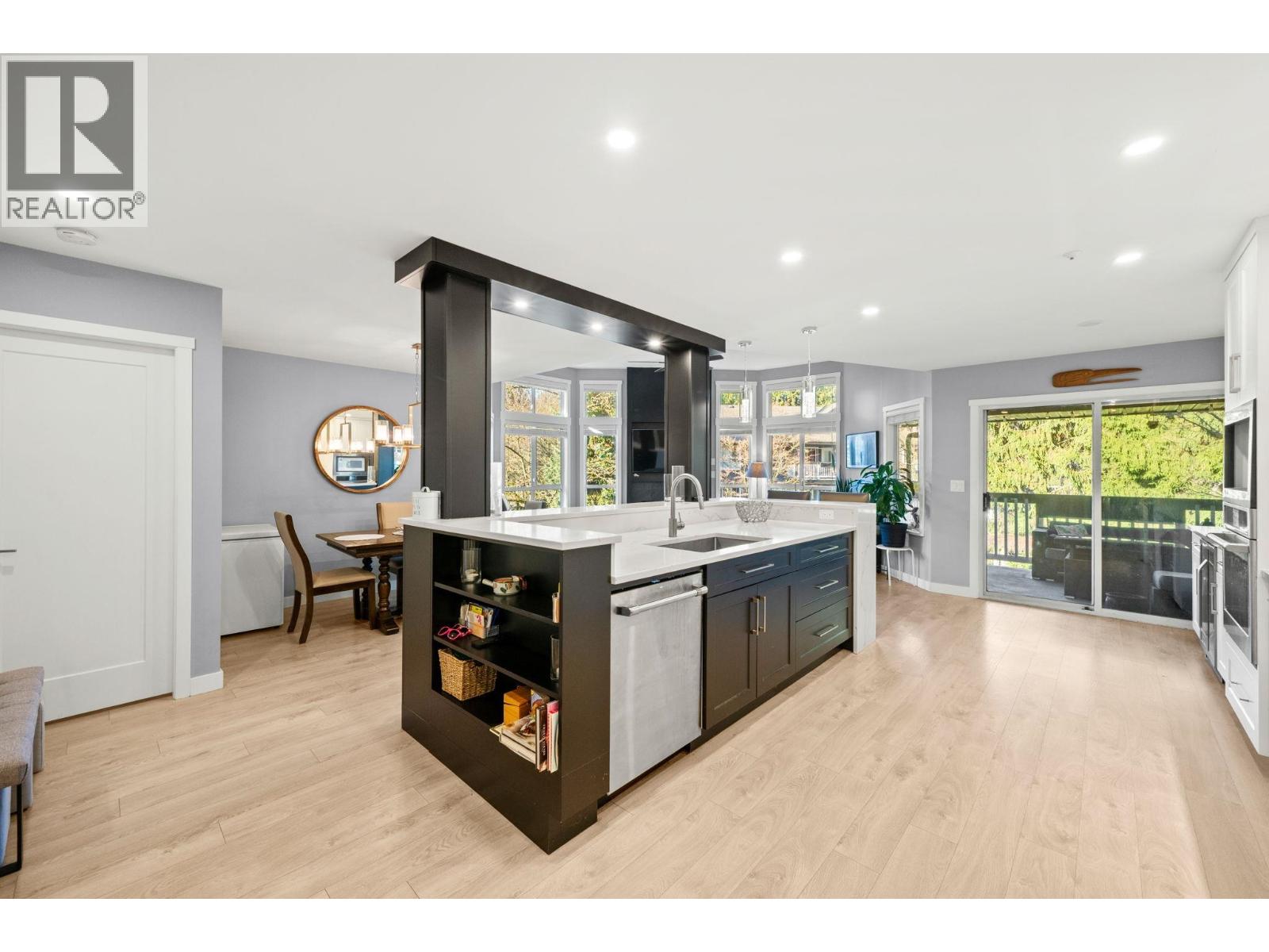 311 1150 Lynn Valley Road, North Vancouver, British Columbia  V7J 1Z9 - Photo 9 - R3083168