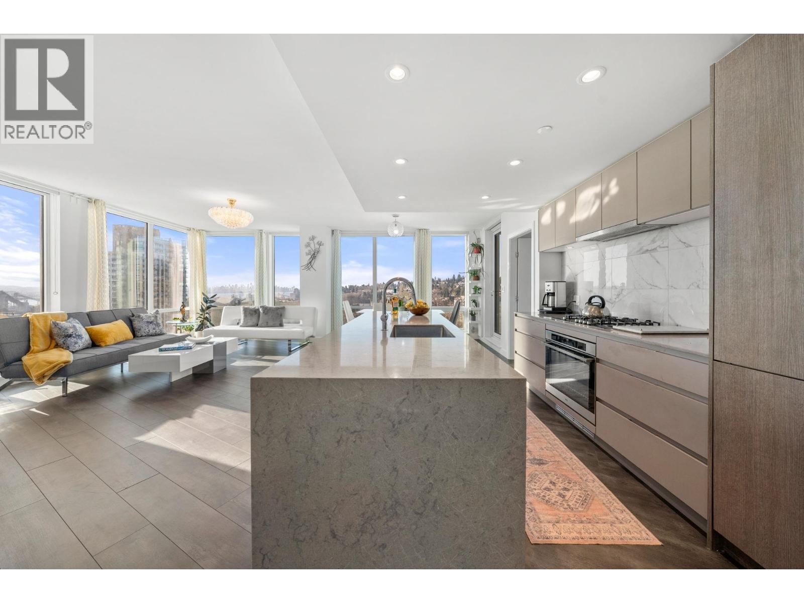 1807 1500 Fern Street, North Vancouver, British Columbia  V7J 0E6 - Photo 7 - R3083240