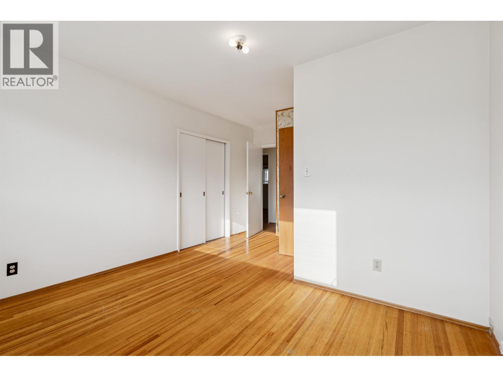 133 W 63rd Avenue, Vancouver, British Columbia  V5X 2H7 - Photo 8 - R3083174