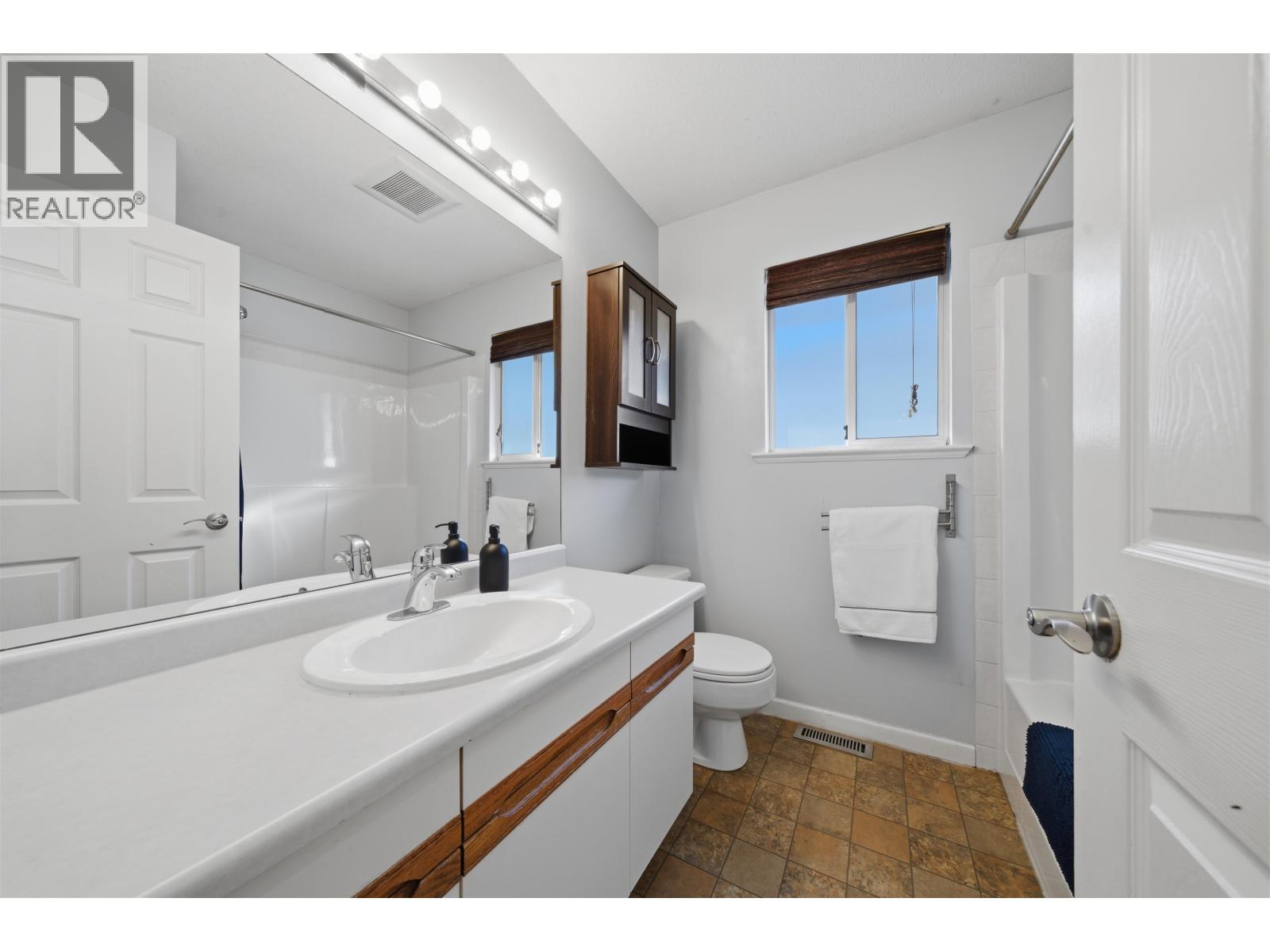 4468 Graveley Street, Burnaby, British Columbia  V5C 3T8 - Photo 27 - R3083184