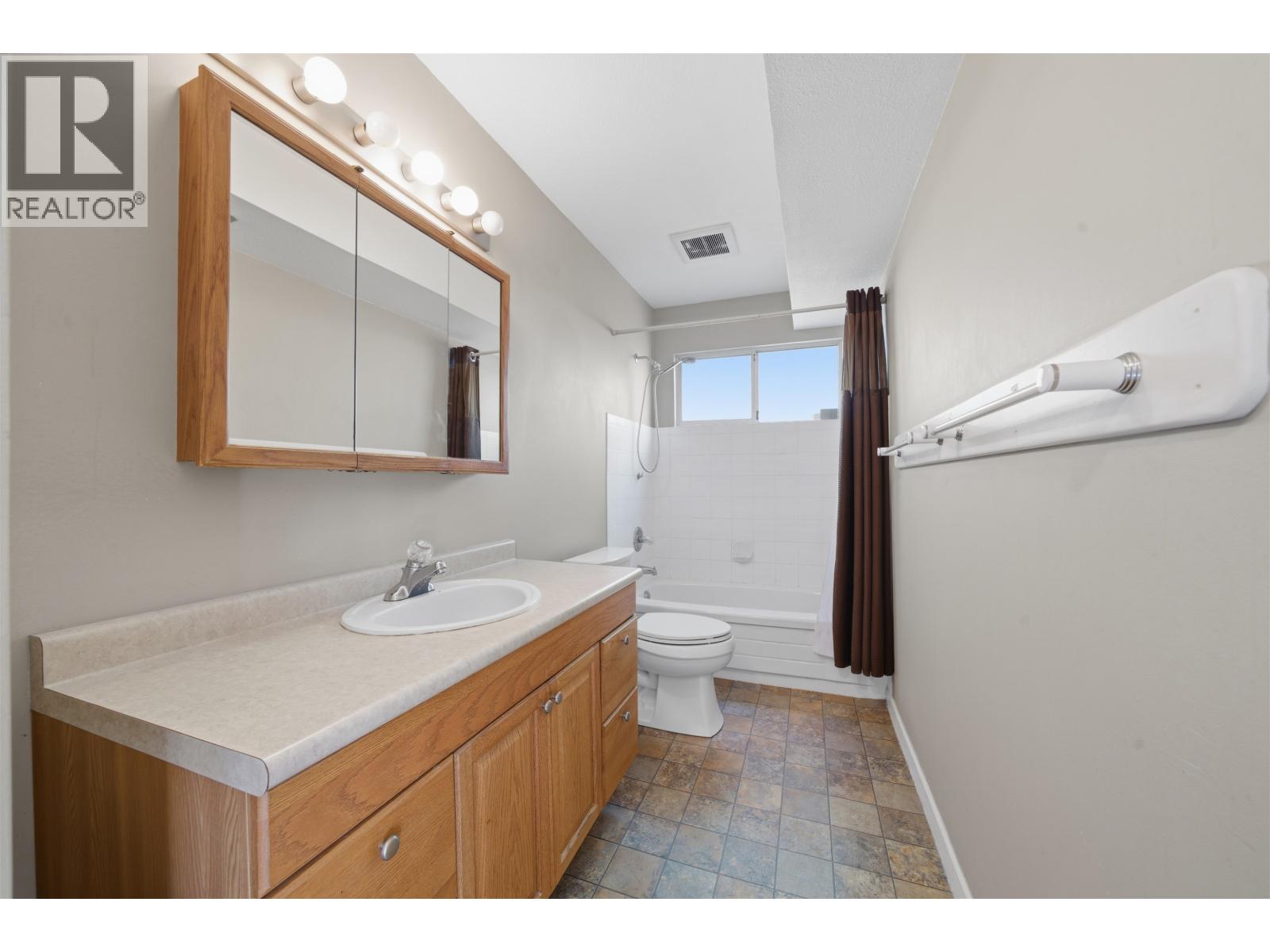 4468 Graveley Street, Burnaby, British Columbia  V5C 3T8 - Photo 39 - R3083184