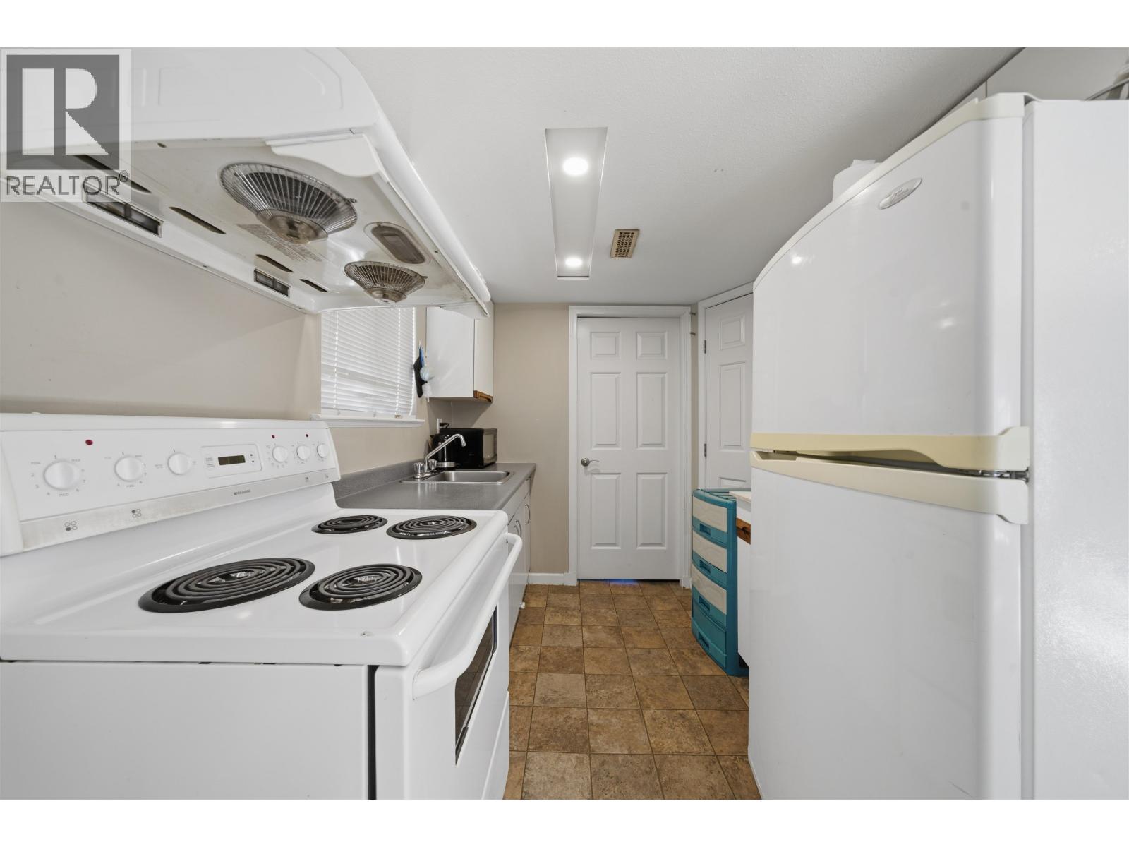 4468 Graveley Street, Burnaby, British Columbia  V5C 3T8 - Photo 40 - R3083184