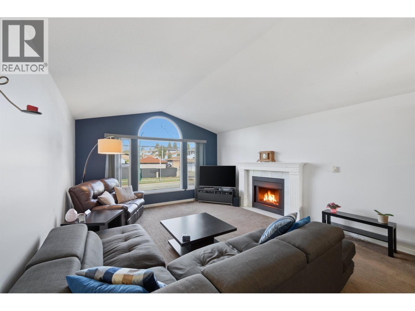 4468 Graveley Street, Burnaby, British Columbia  V5C 3T8 - Photo 7 - R3083184