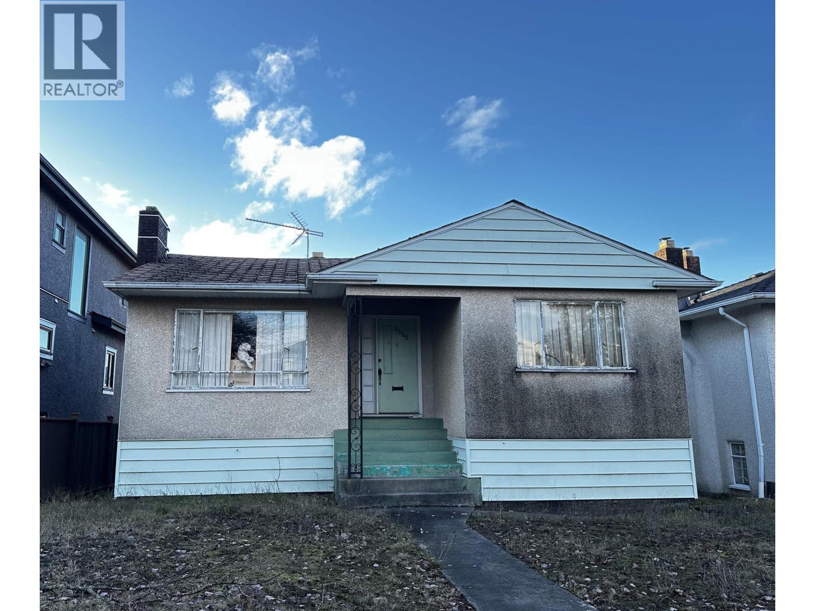 6565 Brooks Street, Vancouver, British Columbia  V5S 3J6 - Photo 1 - R3083235