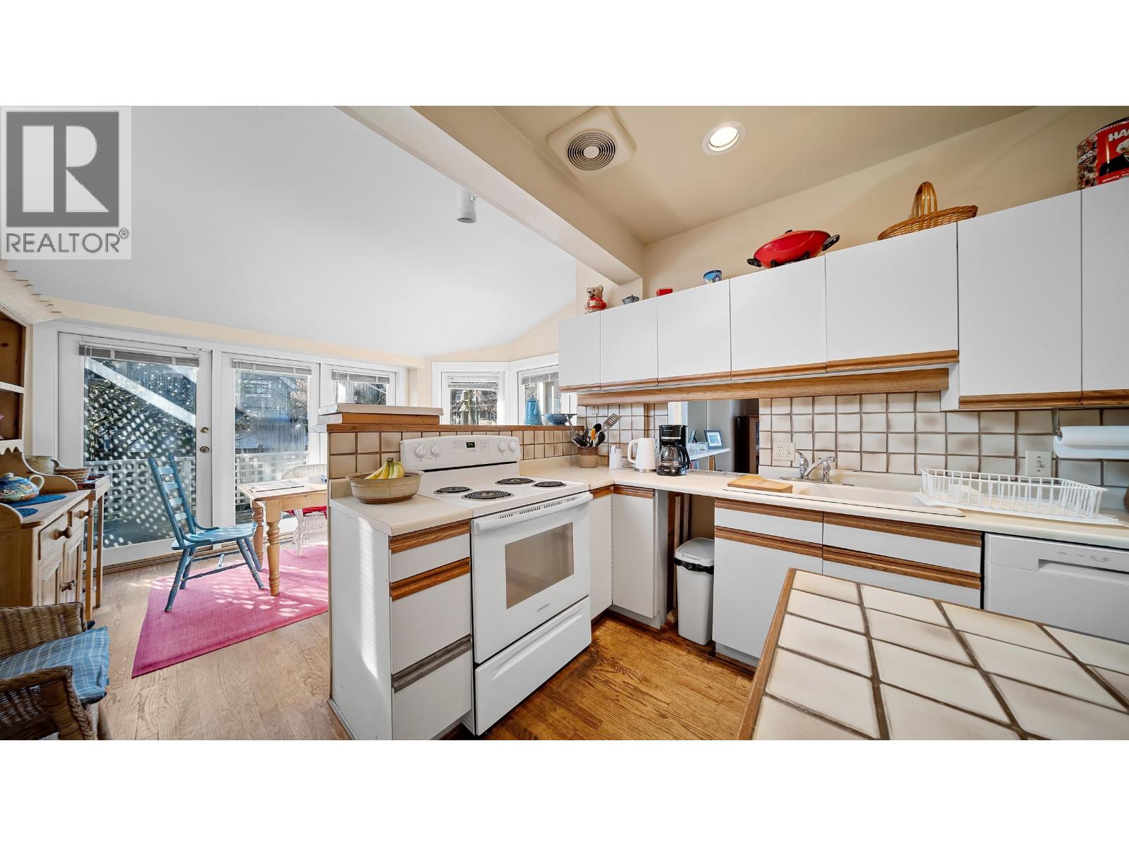 1896 W 14th Avenue, Vancouver, British Columbia  V6J 2J9 - Photo 20 - R3083248