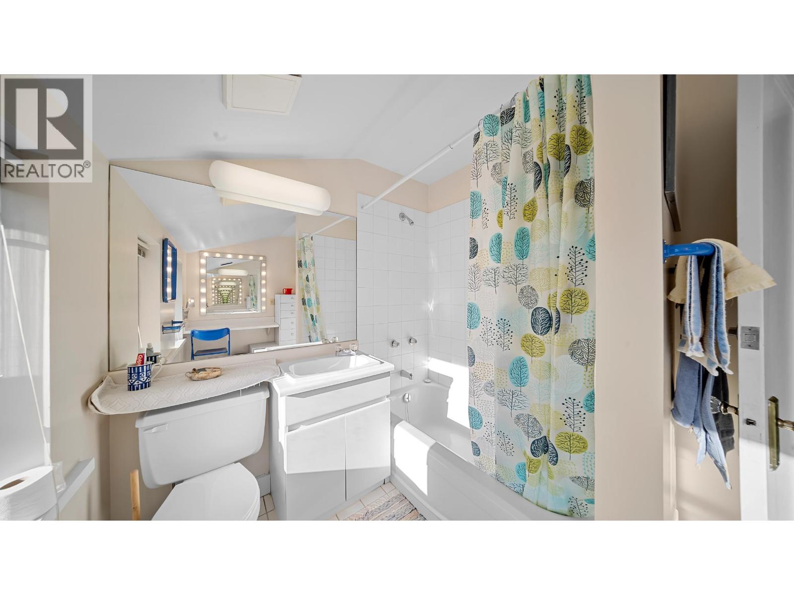 1896 W 14th Avenue, Vancouver, British Columbia  V6J 2J9 - Photo 29 - R3083248