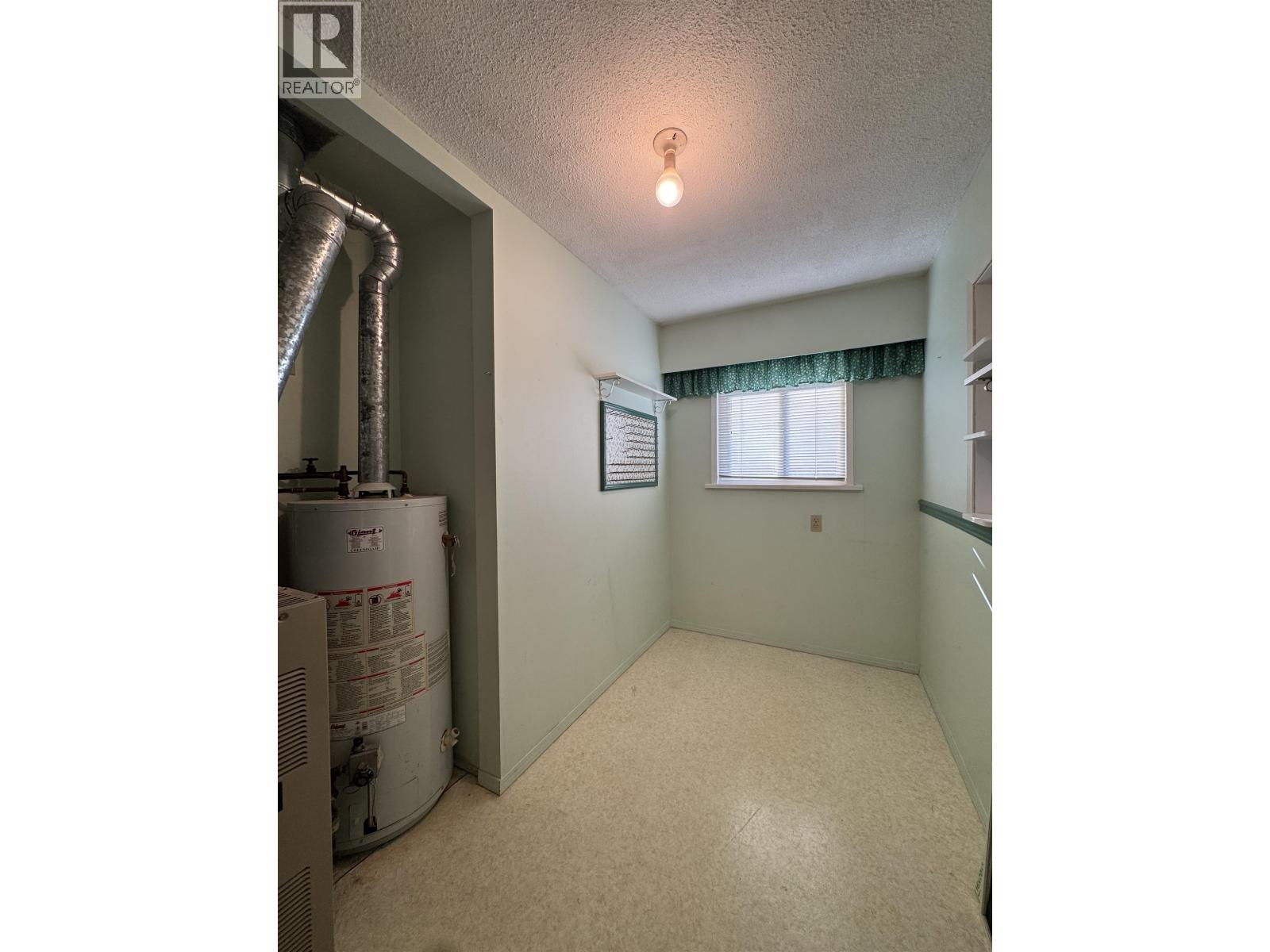 11804 232 St Street, Maple Ridge, British Columbia  V2X 6S9 - Photo 9 - R3083250