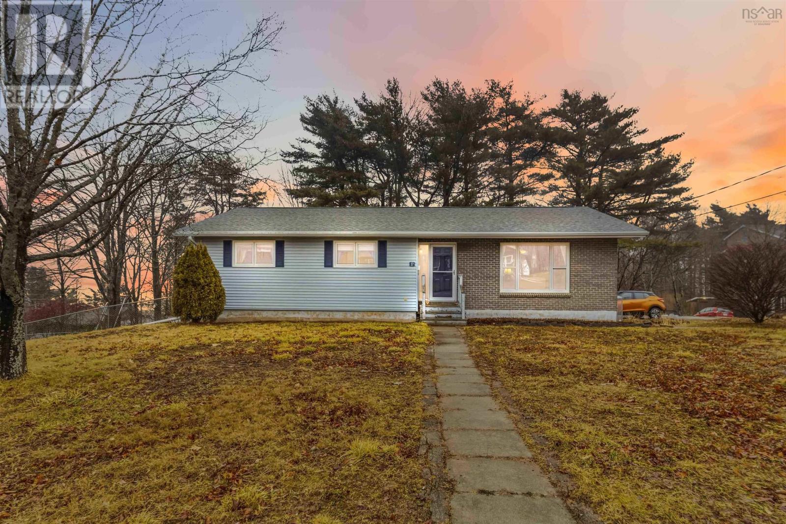 37 Westmount Heights, Bridgewater, Nova Scotia