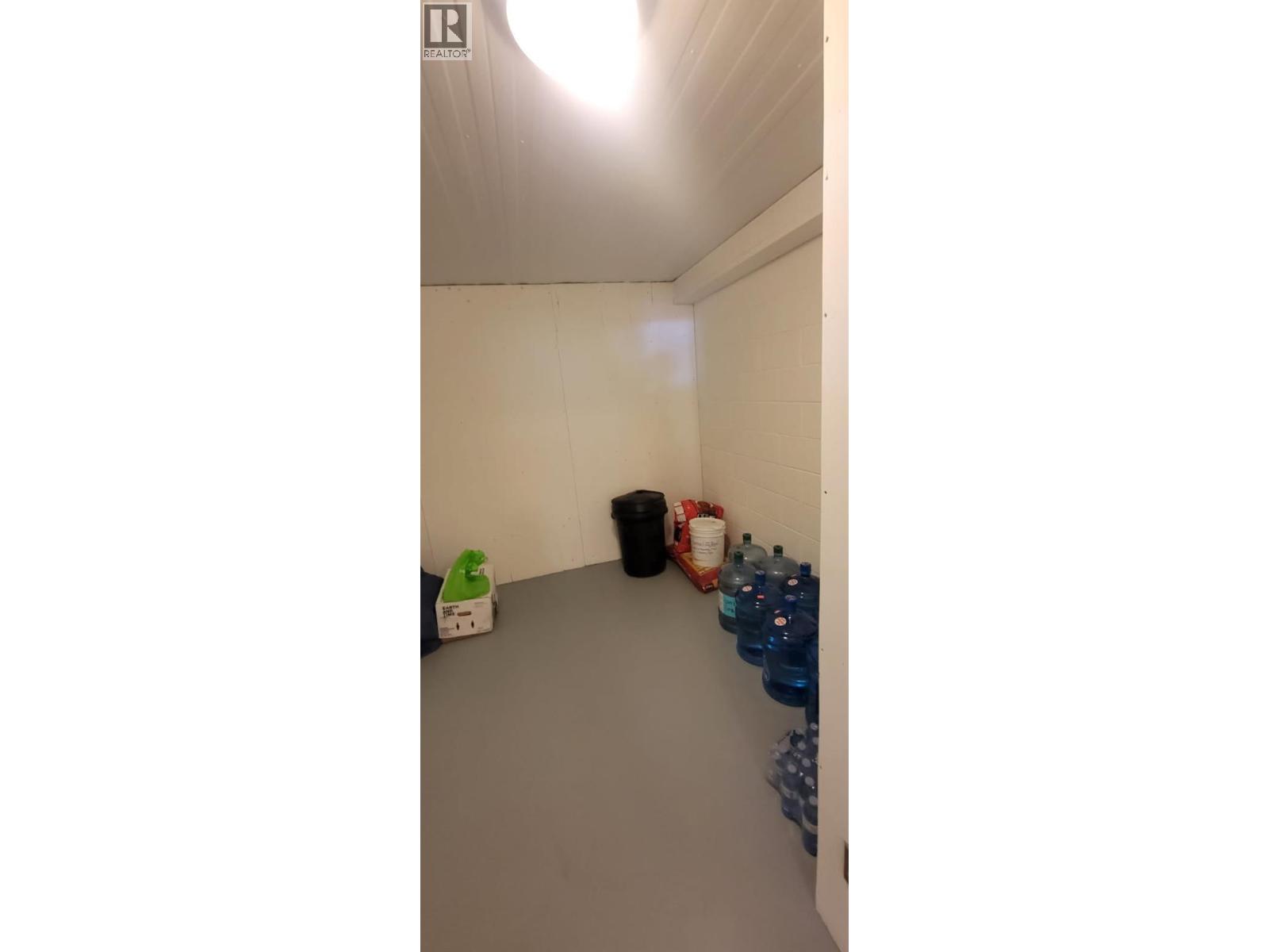 9841 Talbot Road, Nelway, British Columbia V0G 1Z0 - Photo 38 - 10372904