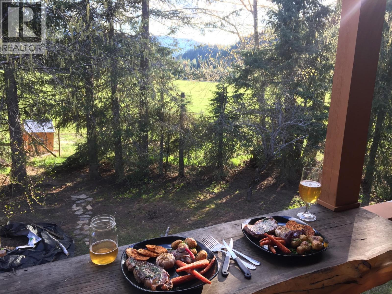 9841 Talbot Road, Nelway, British Columbia V0G 1Z0 - Photo 14 - 10372904