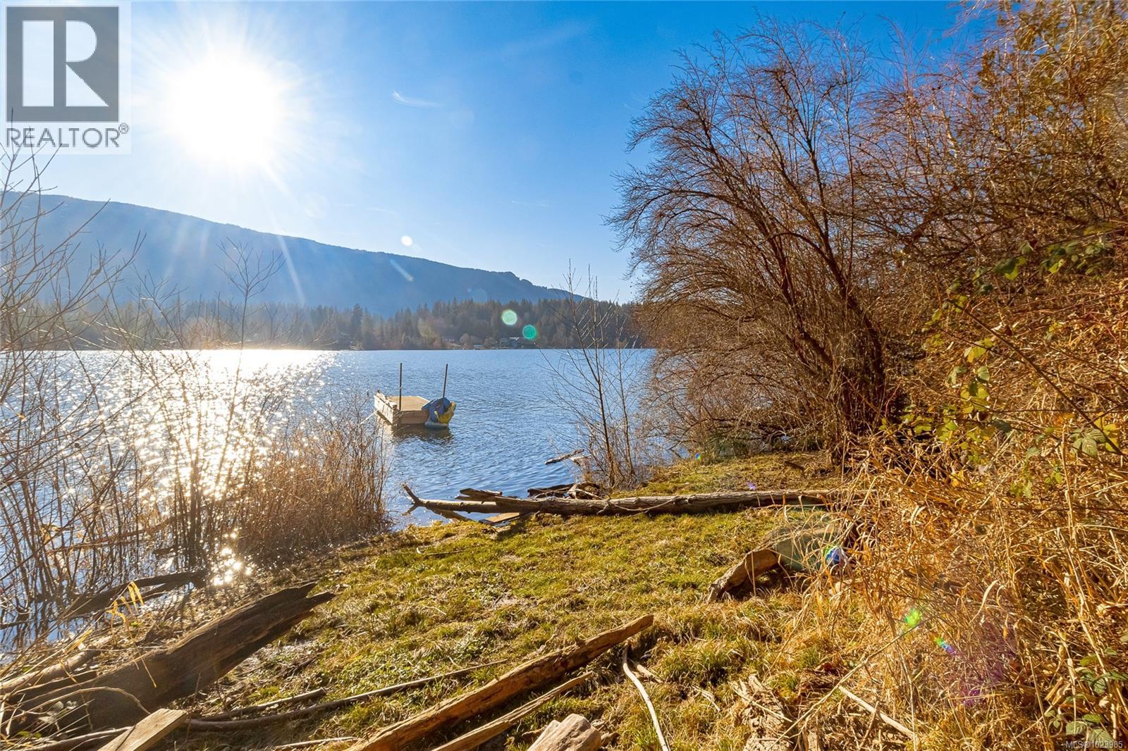 295 North Shore Rd W, Lake Cowichan, British Columbia  V0R 1Y0 - Photo 6 - 1023985