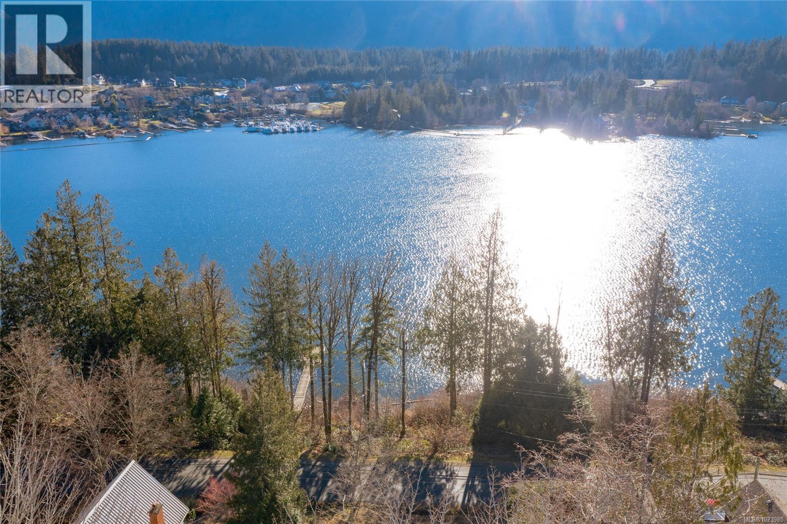 295 North Shore Rd W, Lake Cowichan, British Columbia  V0R 1Y0 - Photo 17 - 1023985