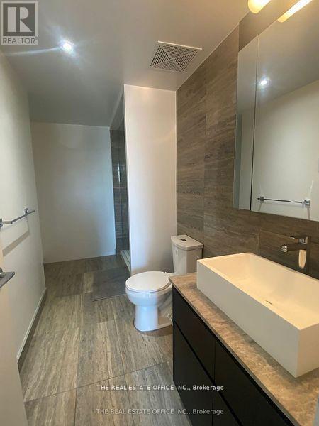 G09 - 112 Fort York Boulevard, Toronto, Ontario  M5V 4A7 - Photo 11 - C12730732