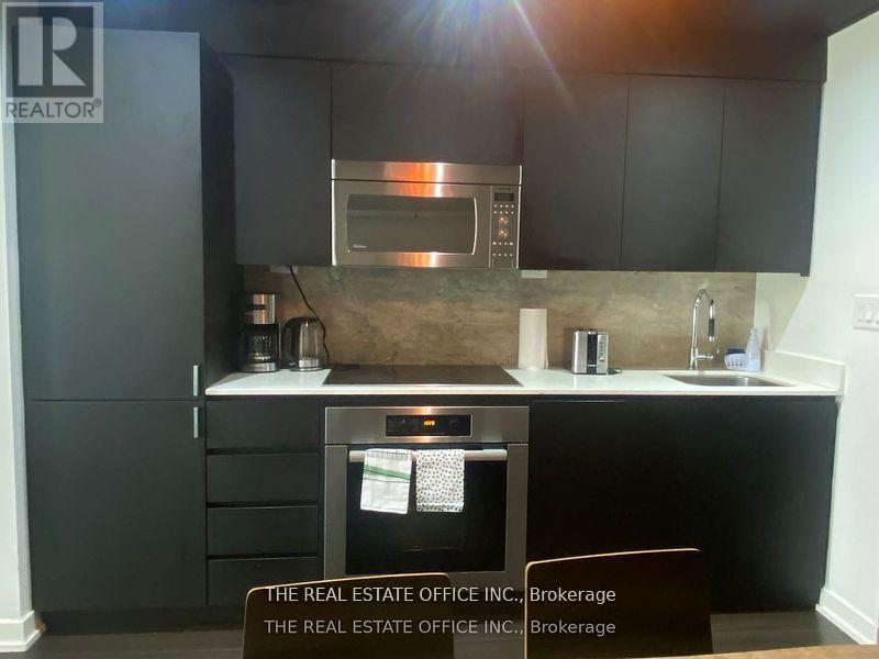 G09 - 112 Fort York Boulevard, Toronto, Ontario  M5V 4A7 - Photo 7 - C12730732