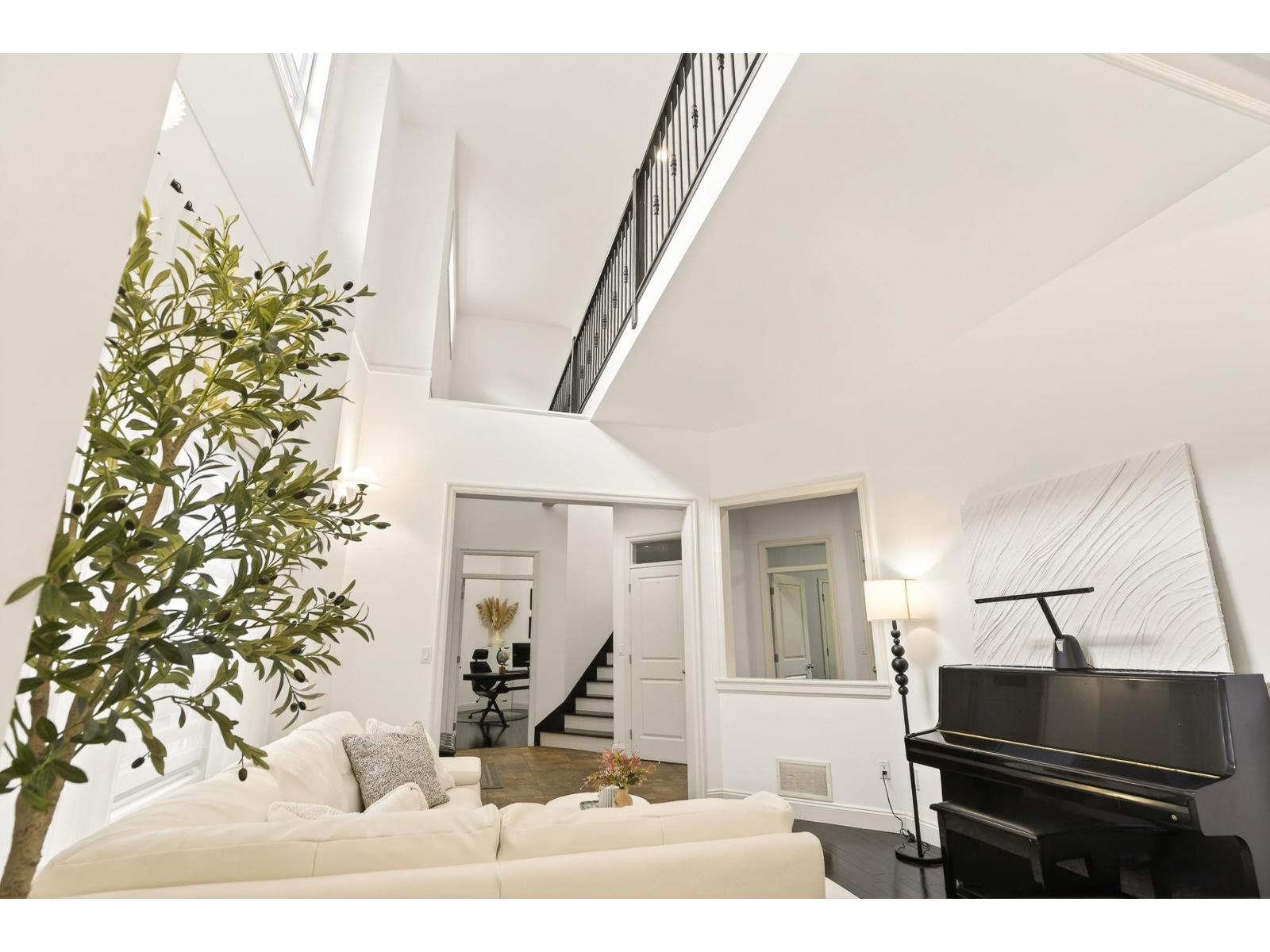 21657 92b Avenue, Langley, British Columbia  V1M 0A3 - Photo 5 - R3083161