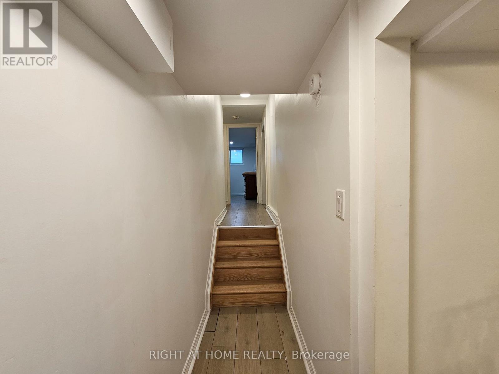 501 Ortono Avenue, Oshawa, Ontario  L1H 3L7 - Photo 11 - E12730730