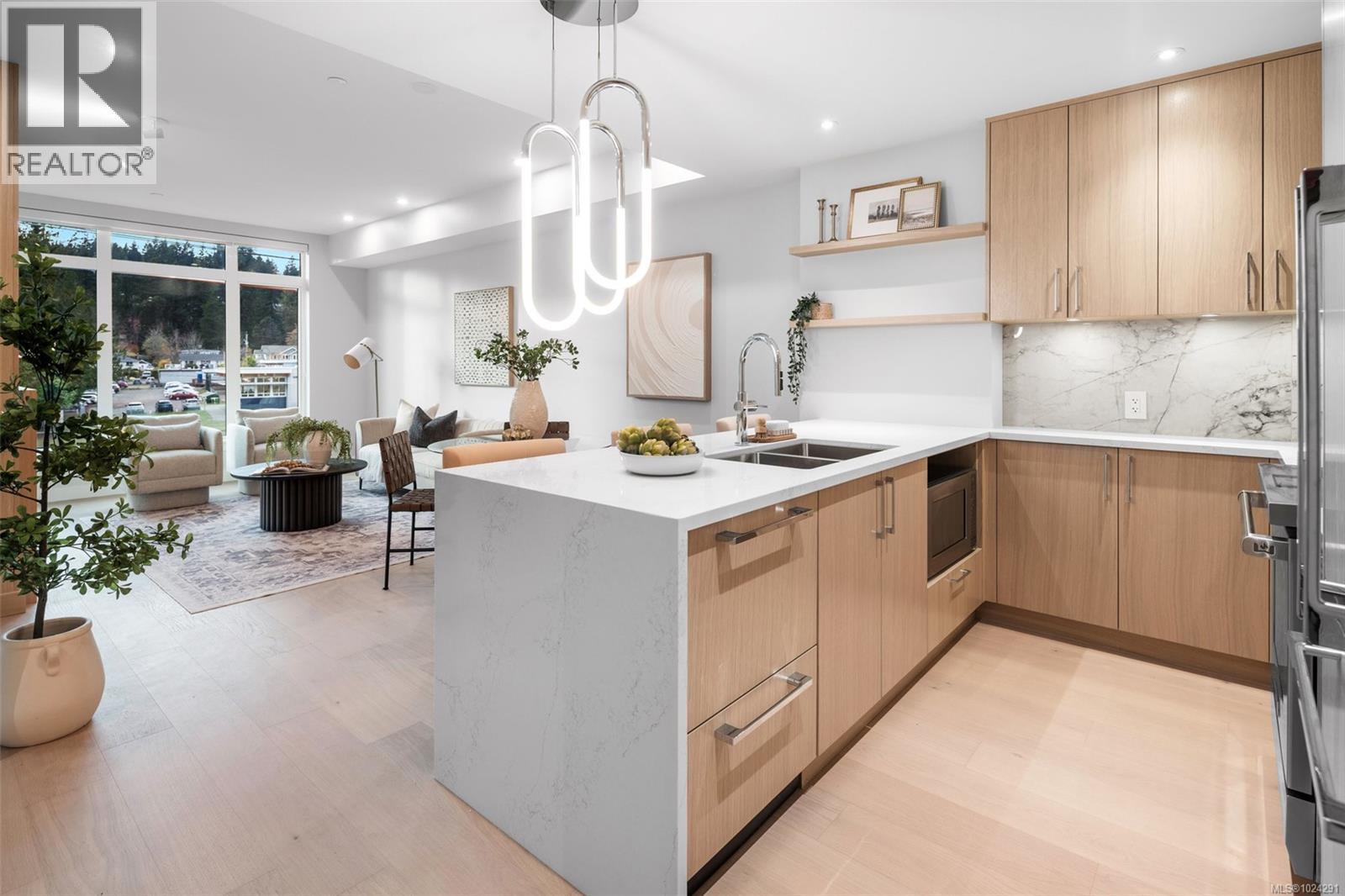 304 5229 Cordova Bay Rd, Saanich, British Columbia