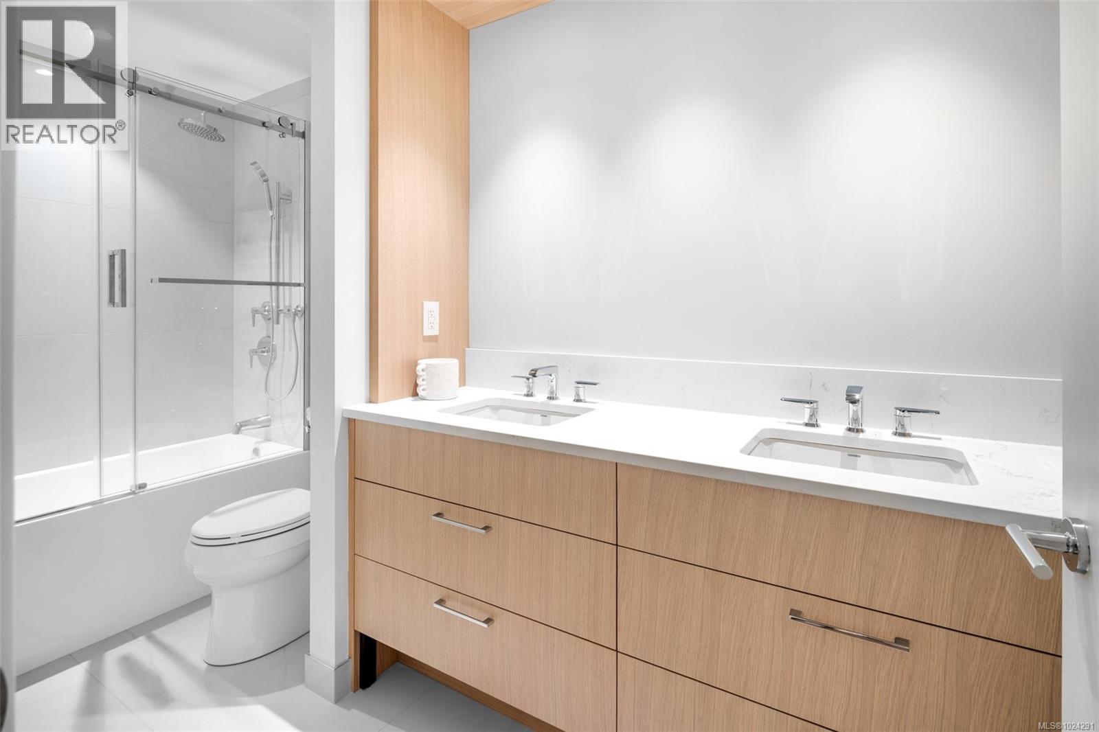 304 5229 Cordova Bay Rd, Saanich, British Columbia V8Y 2L1 - Photo 19 - 1024291