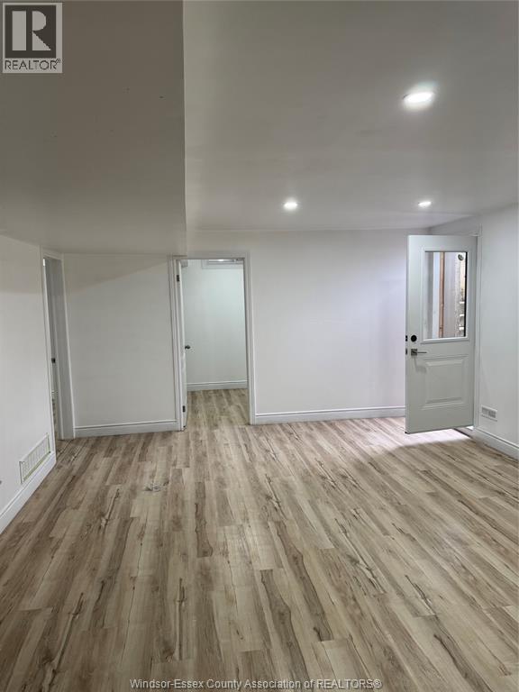 1383 Helsinki Court Unit# Lower, Windsor, Ontario N9G 0B4 - Photo 3 - 26001960