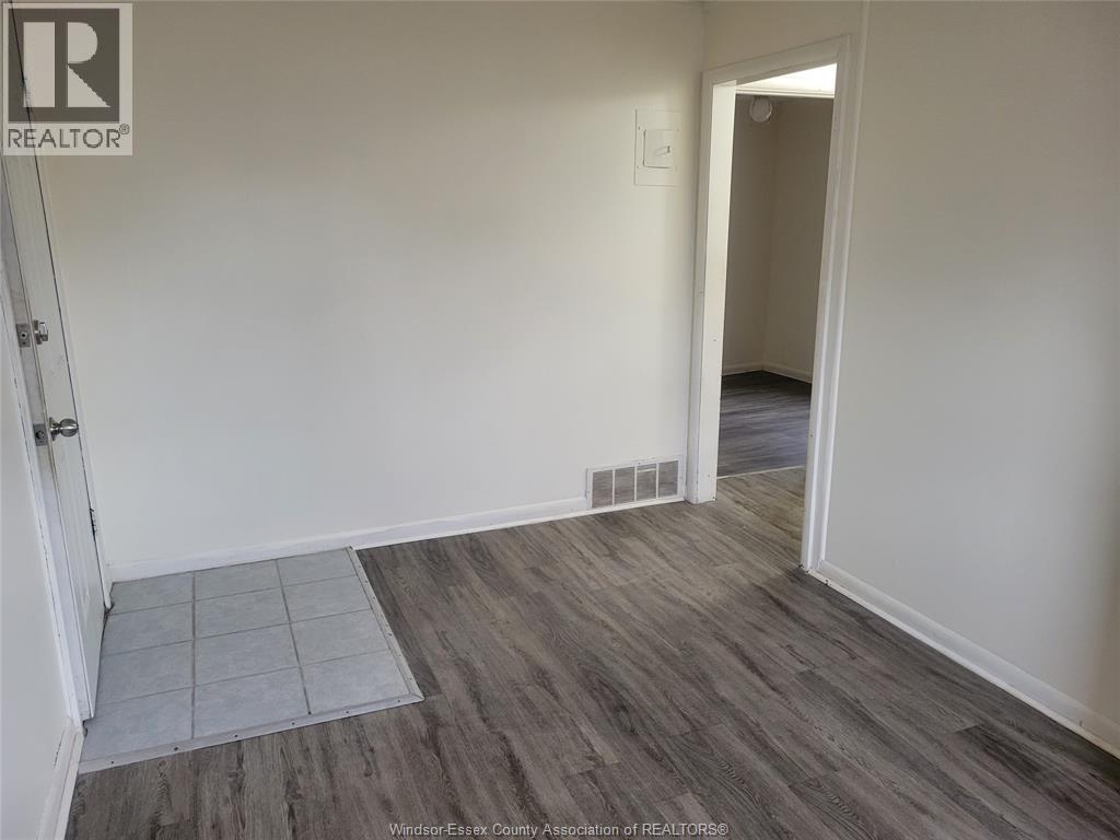 660 Church Unit# 4, Windsor, Ontario N9A 4T4 - Photo 4 - 26001951