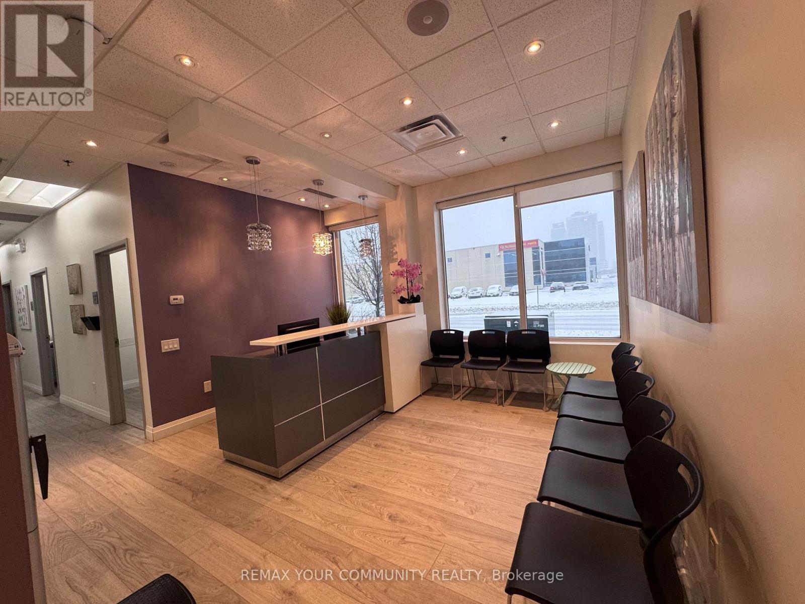 105 - 8760 Jane Street S, Vaughan, Ontario  L4K 2M9 - Photo 1 - N12730714