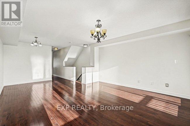 A - 1118 Klondike Road, Ottawa, Ontario K2K 0H2 - Photo 3 - X12522778