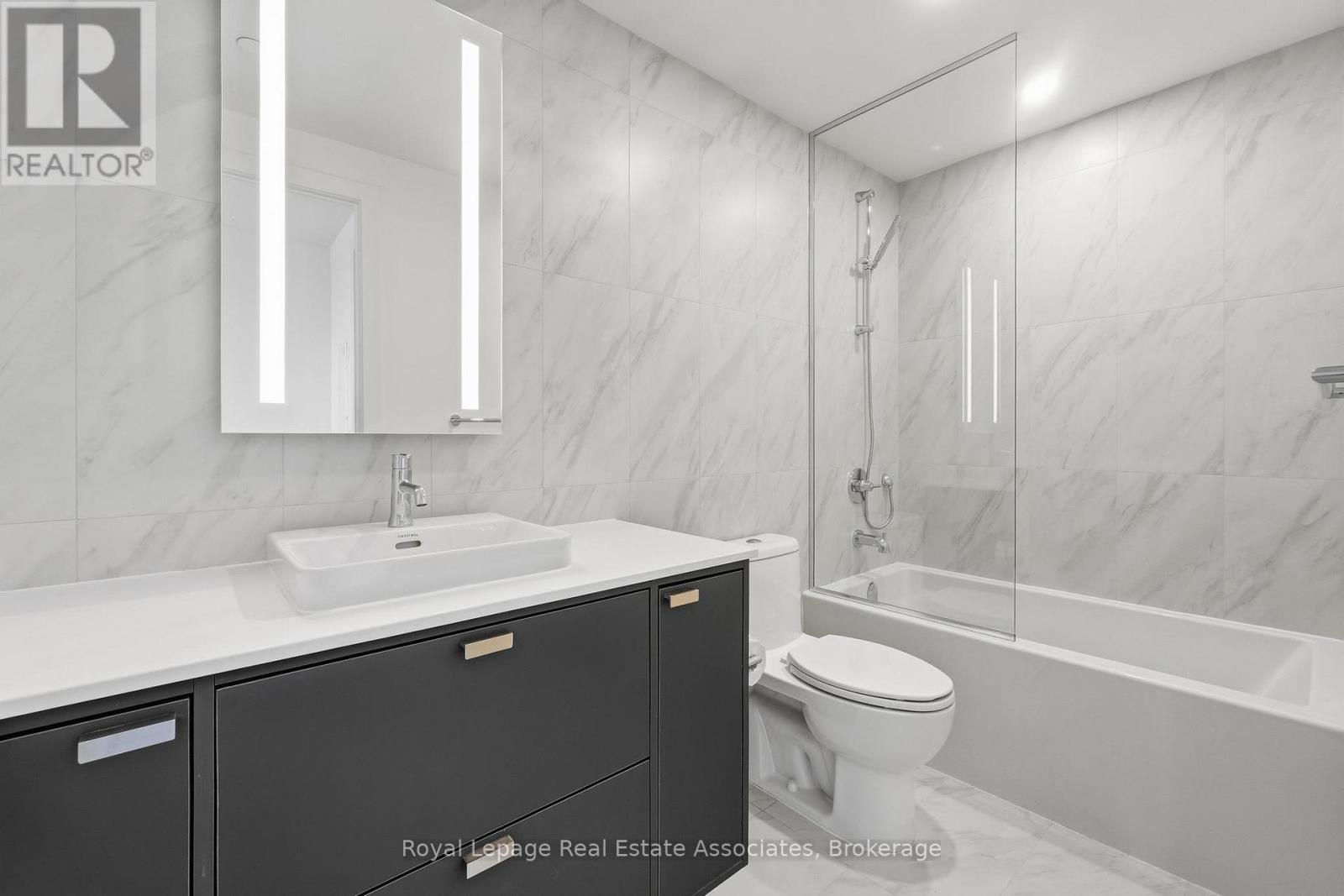 220 - 259 The Kingsway, Toronto, Ontario  M9A 0G2 - Photo 26 - W12730716