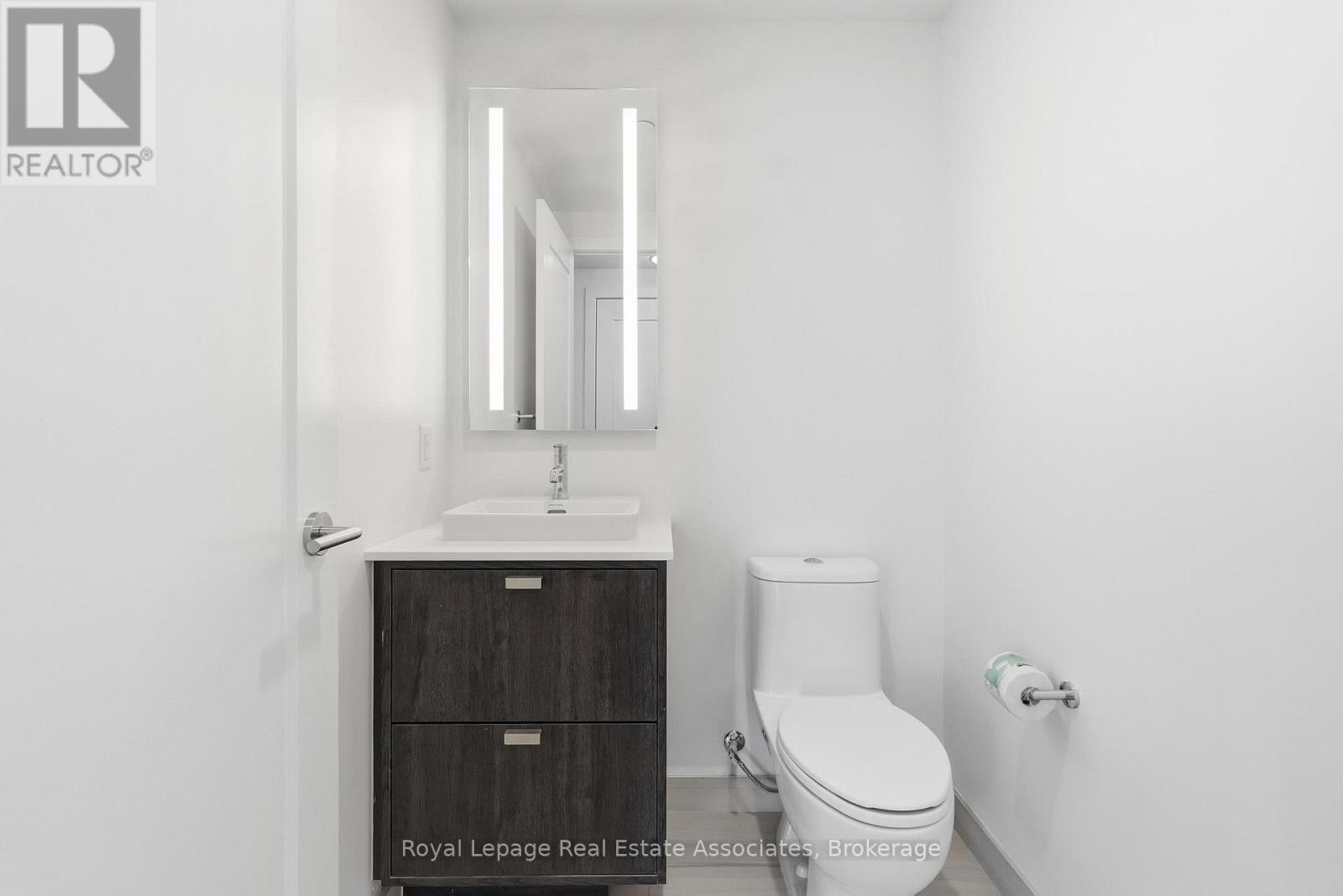 220 - 259 The Kingsway, Toronto, Ontario  M9A 0G2 - Photo 27 - W12730716