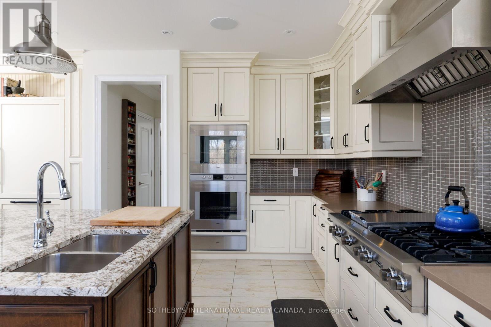 60 Adamsville Road, Brampton, Ontario  L6X 2X4 - Photo 21 - W12730734