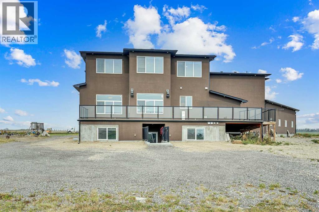 275113 Twp Rd 240, Rural Rocky View County, Alberta  T1X 2H3 - Photo 37 - A2278641