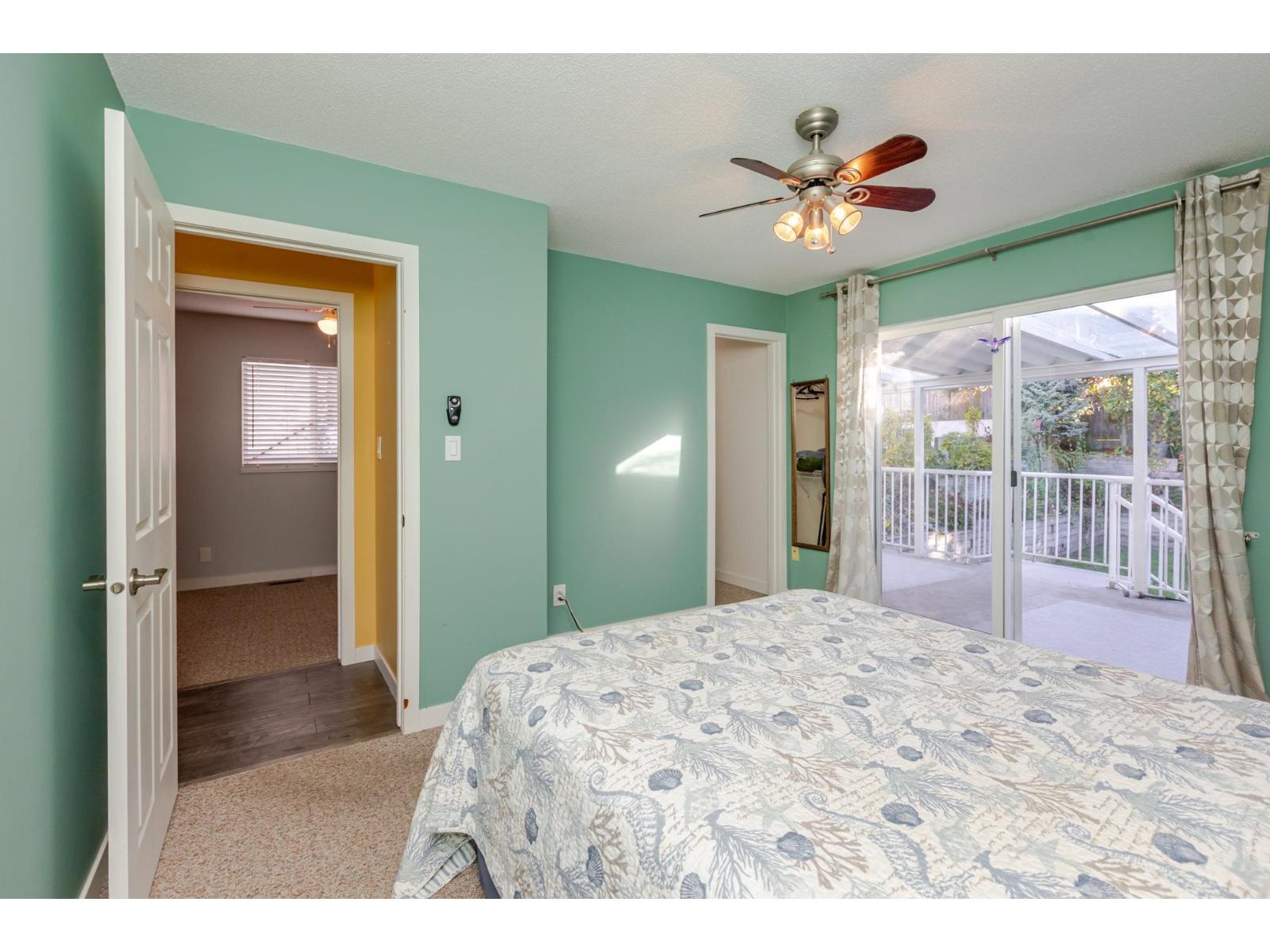 832 Stevens Street, White Rock, British Columbia  V4B 4X2 - Photo 16 - R3059191