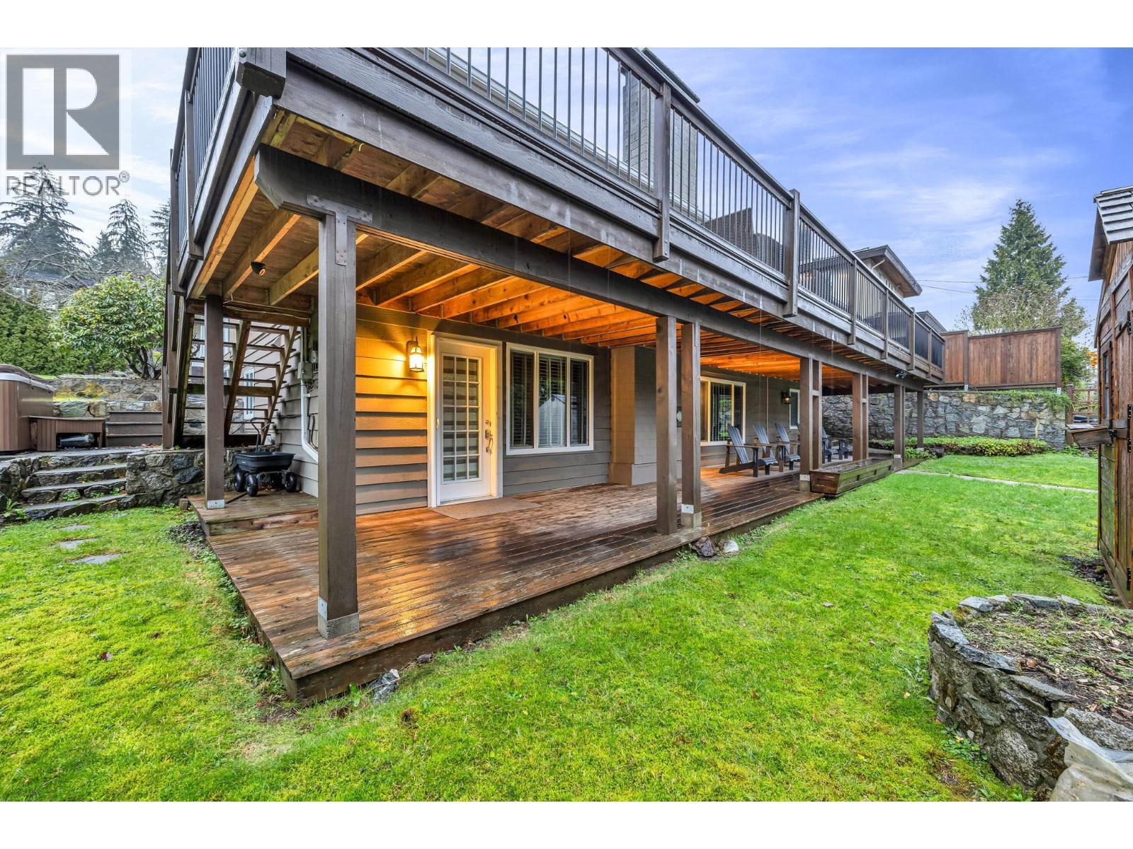 295 N Gamma Avenue, Burnaby, British Columbia  V5C 1Y2 - Photo 38 - R3083044