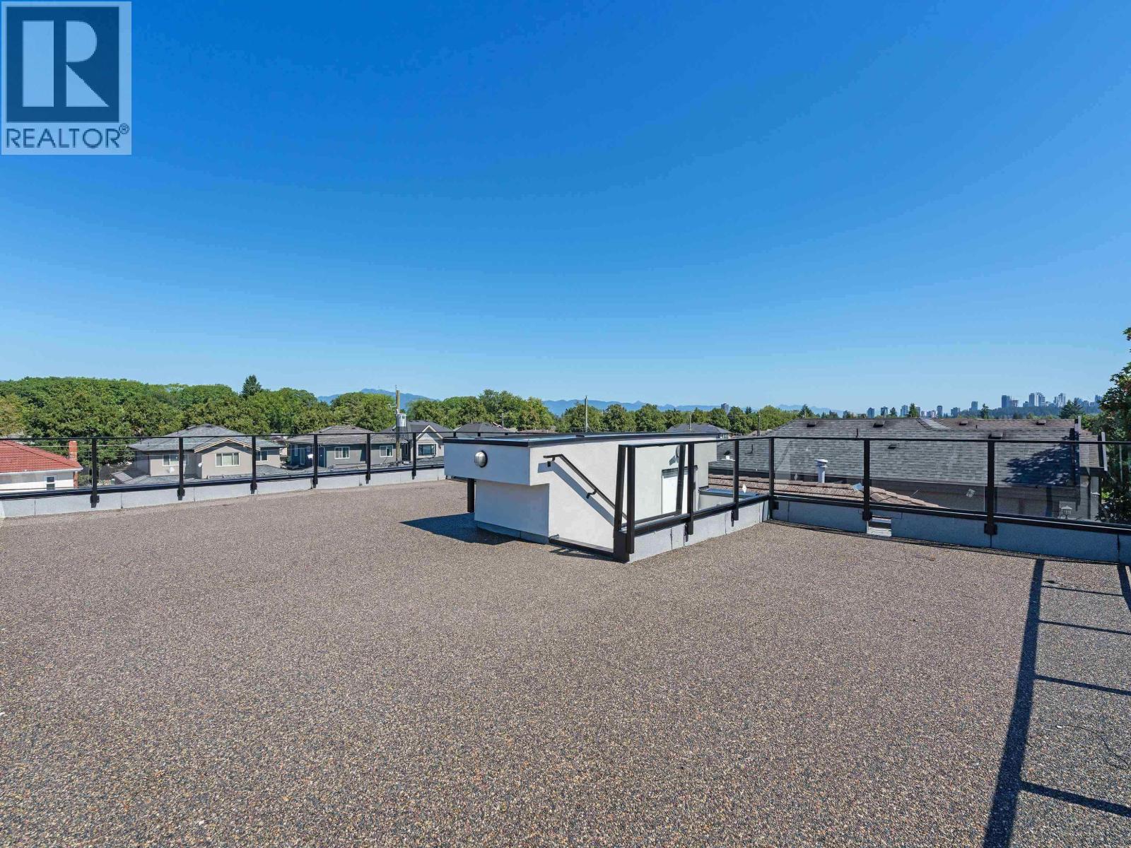 2111 E 46th Avenue, Vancouver, British Columbia  V5P 1P3 - Photo 26 - R3083260