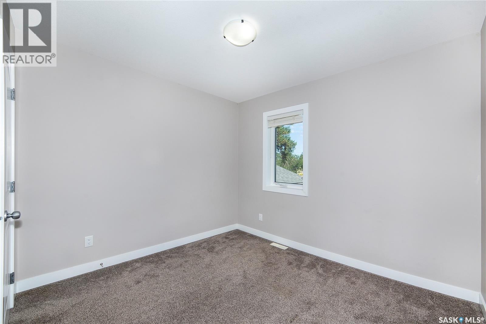 1320 B Avenue N, Saskatoon, Saskatchewan  S7L 1G5 - Photo 27 - SK027426