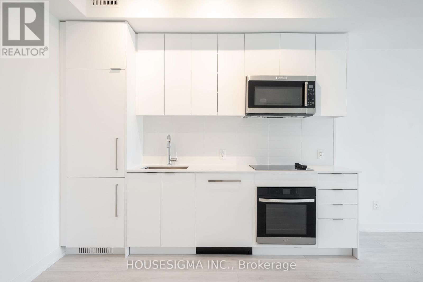 520 - 181 SHEPPARD AVENUE E, Toronto, Ontario