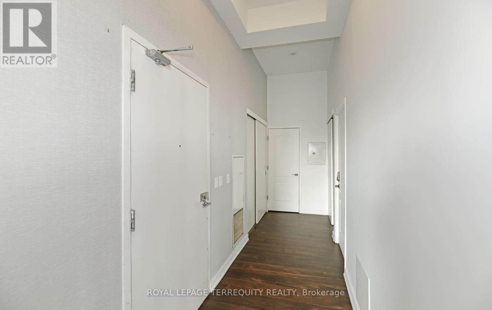 4401 - 110 Charles Street E, Toronto, Ontario  M4Y 1T5 - Photo 11 - C12730552