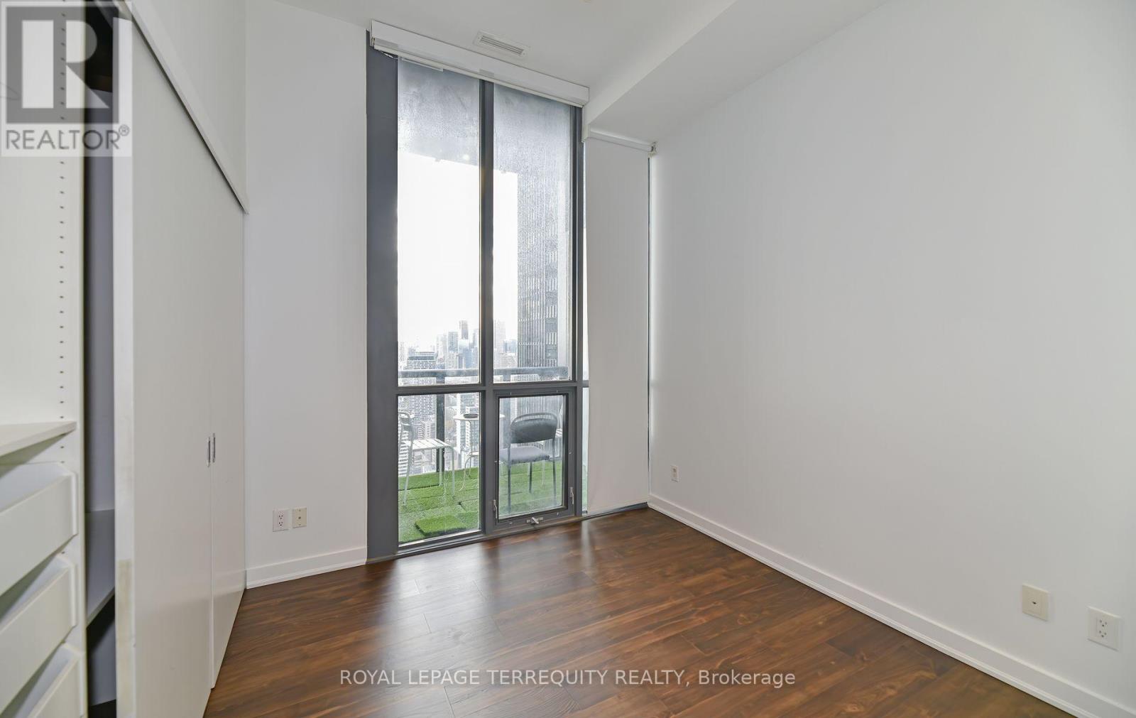 4401 - 110 Charles Street E, Toronto, Ontario  M4Y 1T5 - Photo 19 - C12730552