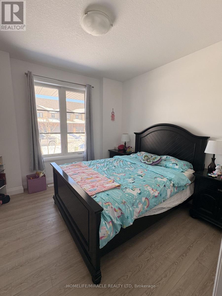 10 Martin Street, Tillsonburg, Ontario  N4G 0K8 - Photo 5 - X12728288