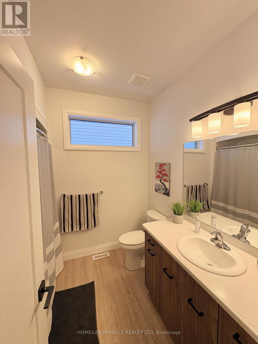 10 Martin Street, Tillsonburg, Ontario  N4G 0K8 - Photo 6 - X12728288